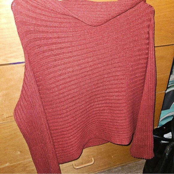 Line & Dot Off Shoulders ribbed long sleeves sweater  Bourbon Rust Orange Brown - Picture 4 of 6